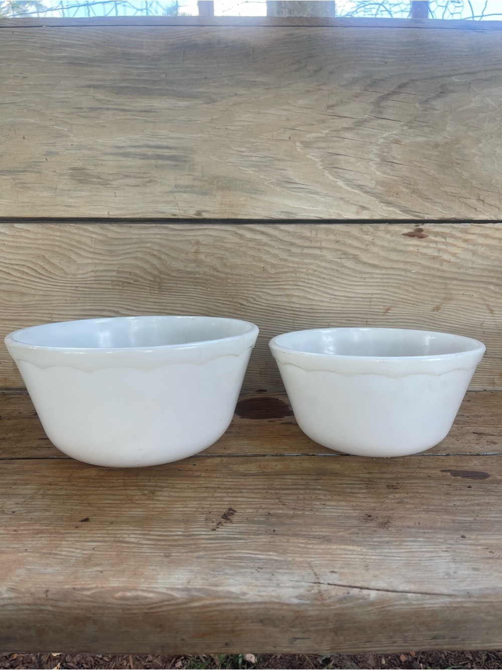 Cream White Scalloped Edge Ceramic Prep Bowls - Set of 2